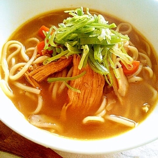 残りカレーと中華蒸し麺で♪カレーラーメン♡